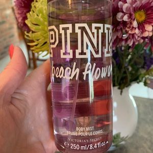 PINK body spray